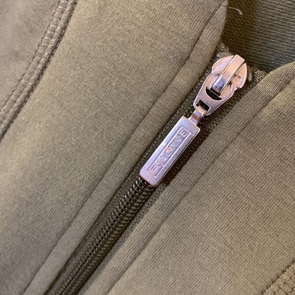 Denim & Company Sz Small activewear lightweight zip up jacket with V-neck - Picture 5 of 9